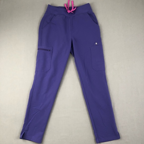 Figs Women’s Scrub Set - Picture 6 of 16